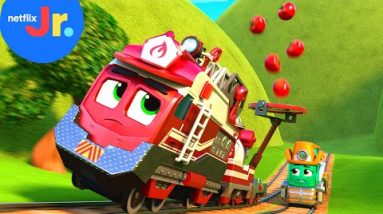 Troubling Tomato Sauce Transport 🍝 Mighty Express | Netflix Jr