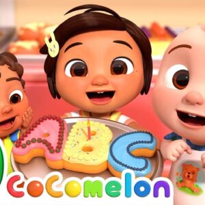 Spanish ABC's Song | CoComelon Nursery Rhymes & Kids Songs